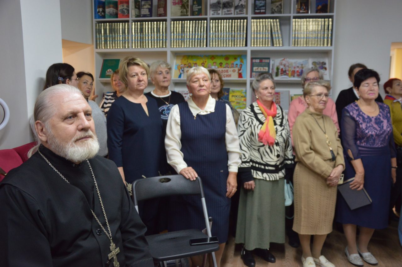 Библиотека на ул.Комарова в Алатыре теперь официально носит название «На Бугре» 21