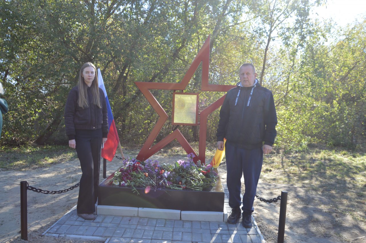 В Алатыре увековечили память о погибшем милиционере